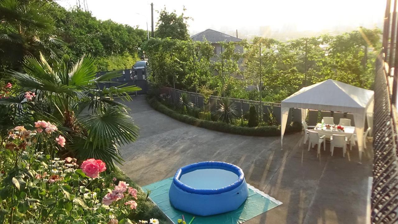 Villa Near The Батумі Екстер'єр фото