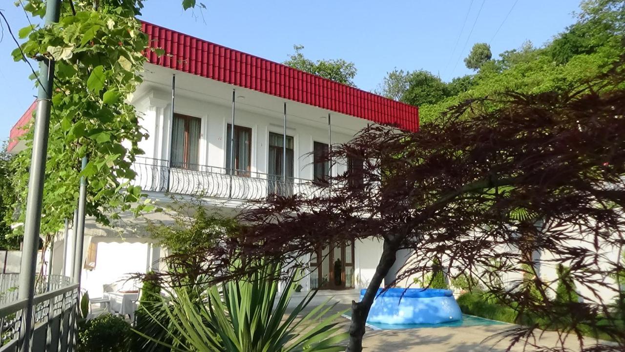 Villa Near The Батумі Екстер'єр фото